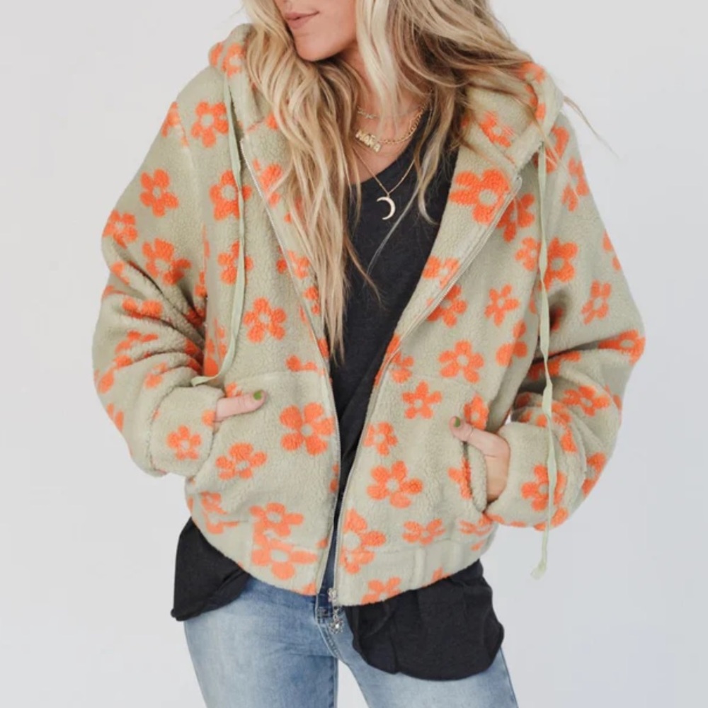 NWT Retro Daisy Terry Hooded Jacket by Baevely